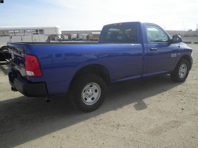 Image of Dodge Ram 1500 equipment image 4