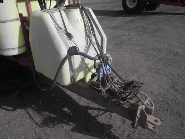 Image of Hardi NAV1000 equipment image 4