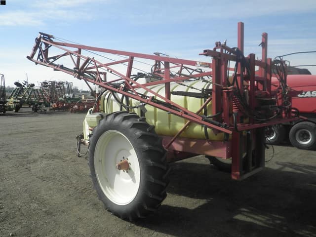 Image of Hardi NAV1000 equipment image 1