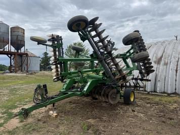 Main image John Deere 637