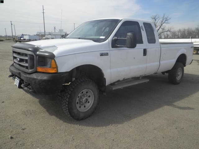 Image of Ford F-250 equipment image 2