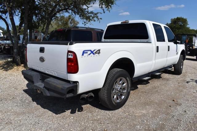 Image of Ford F-250 equipment image 2