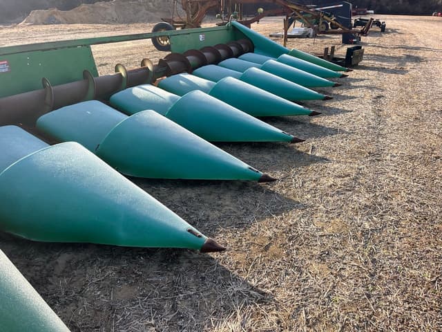 Image of John Deere 894 equipment image 1