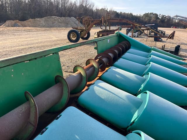 Image of John Deere 894 equipment image 4