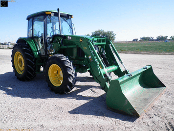 Main image John Deere 6215