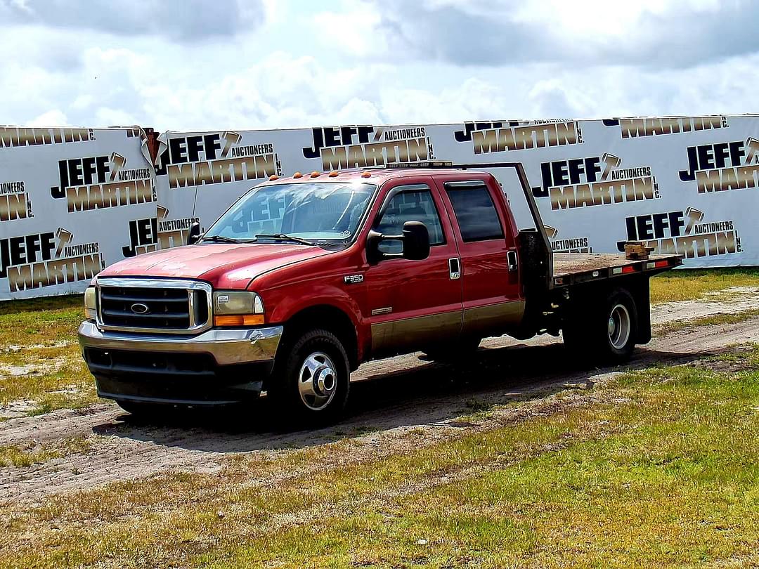 Image of Ford F-350 Primary image
