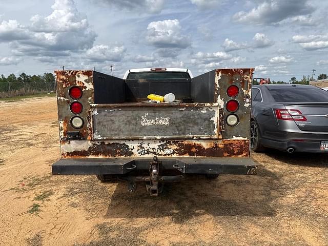 Image of GMC K2500 equipment image 4