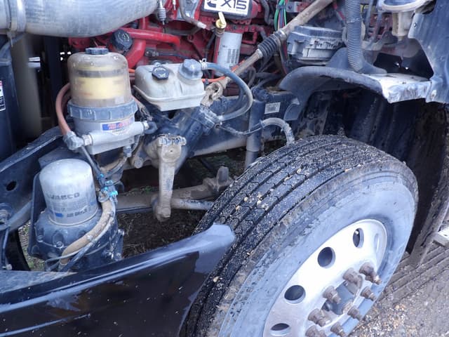 Image of Freightliner Cascadia equipment image 4