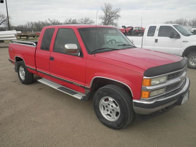 Image of Chevrolet 1500 equipment image 2