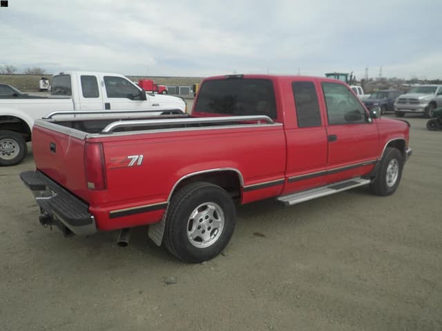 Image of Chevrolet 1500 equipment image 4