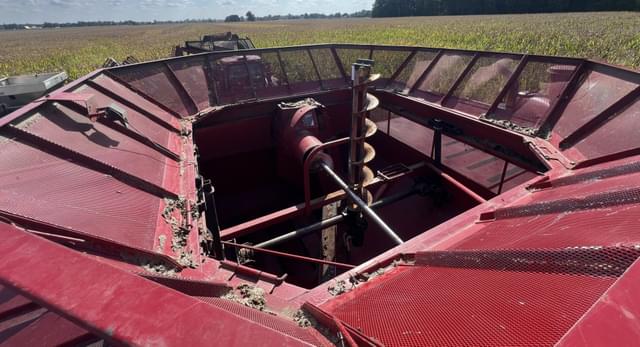 Image of Case IH 2166 equipment image 4