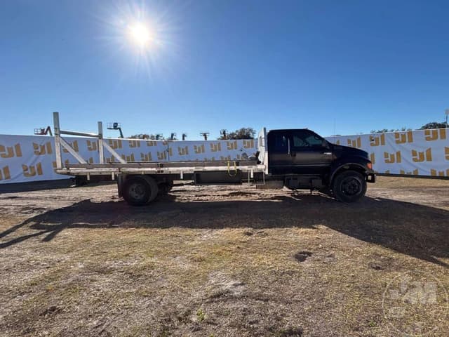 Image of Ford F-650 equipment image 3