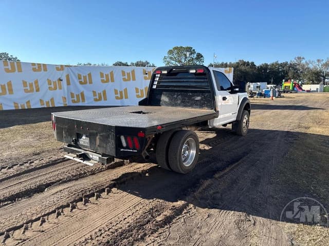 Image of Ford F-450 equipment image 4