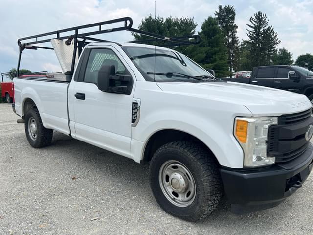 Image of Ford F-250 equipment image 4