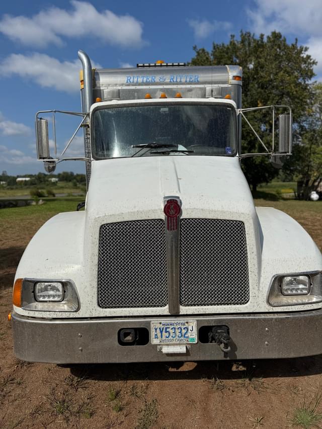 Image of Kenworth T300 equipment image 3
