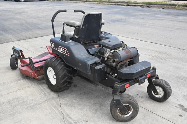 Image of Bush Hog Zero Turn 22 equipment image 4