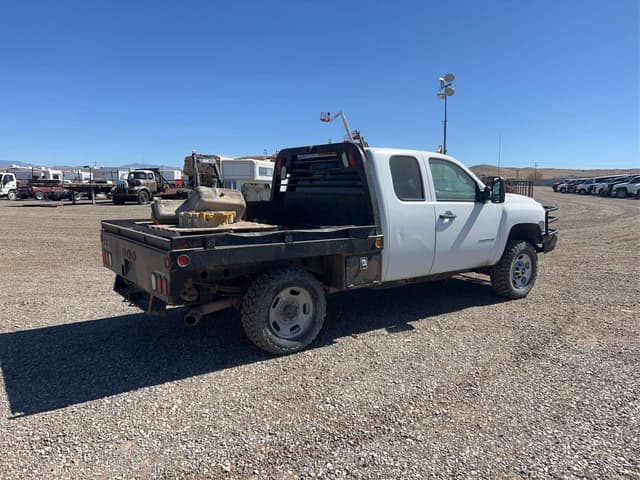 Image of Chevrolet 2500HD equipment image 2