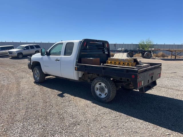 Image of Chevrolet 2500HD equipment image 3