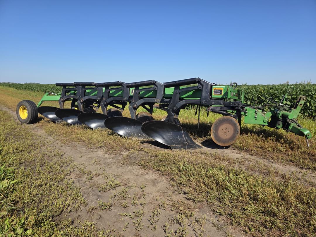 Image of John Deere A2800 Primary image