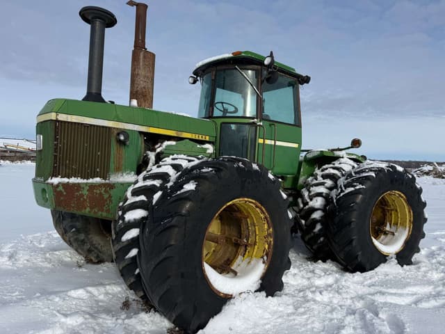 Image of John Deere 8630 equipment image 1