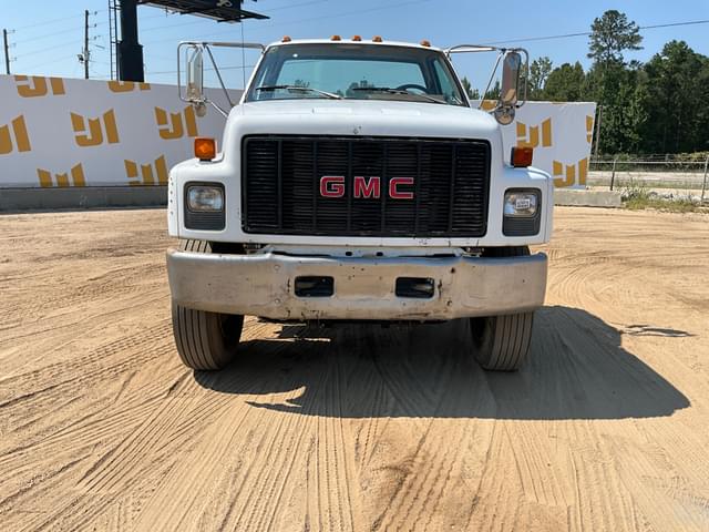 Image of GMC C7500 equipment image 1