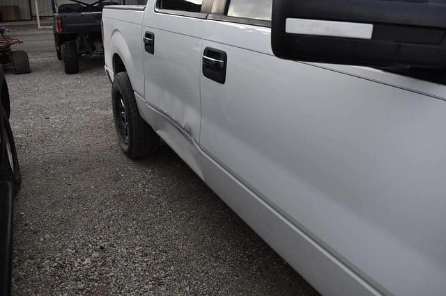 Image of Ford F-150 equipment image 2