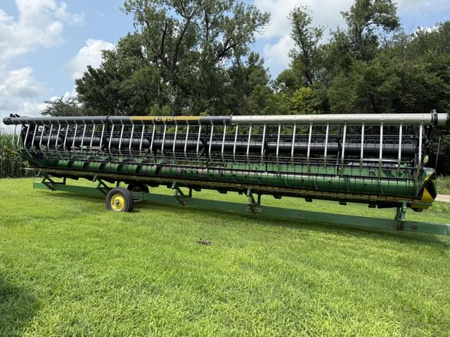 Image of John Deere 635F equipment image 1