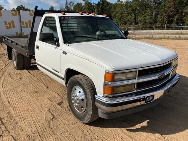 Image of Chevrolet GMT400 equipment image 2