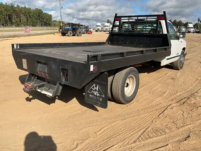 Image of Chevrolet GMT400 equipment image 4