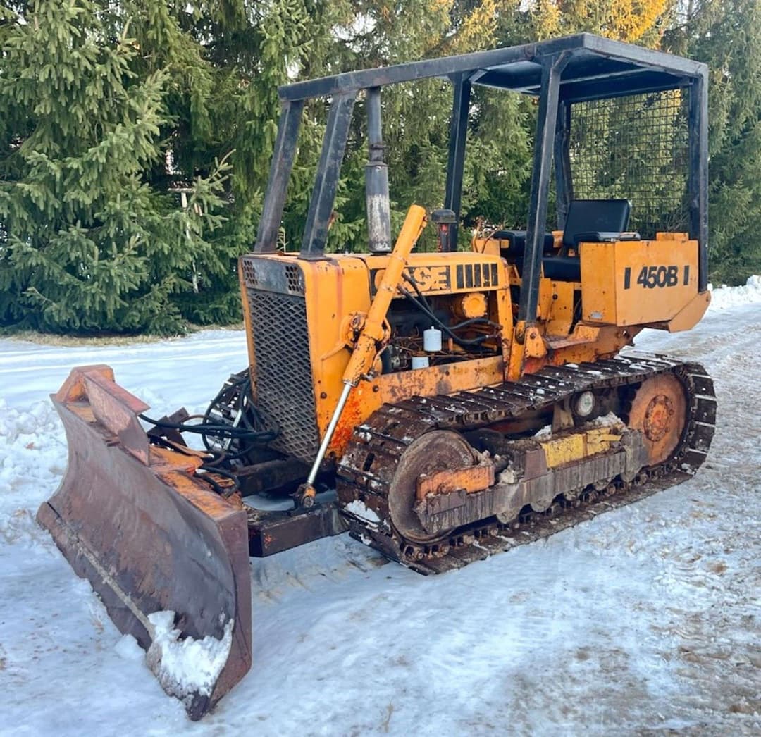 Image of Case 450B Primary image