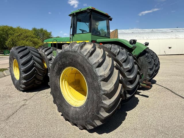 Image of John Deere 8850 equipment image 2