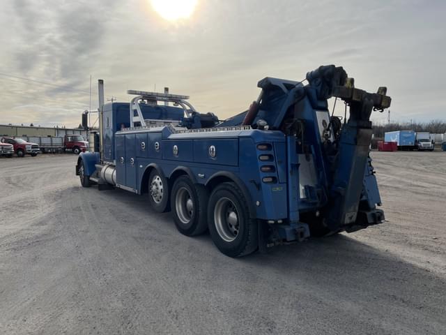 Image of Kenworth W900L equipment image 2