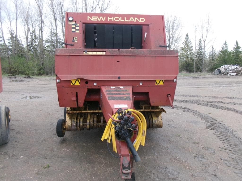 Image of New Holland 640 Primary image
