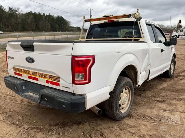 Image of Ford F-150 equipment image 4