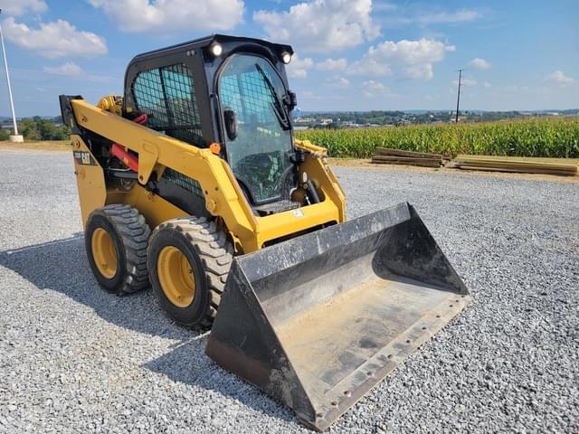 Image of Caterpillar 232D equipment image 2