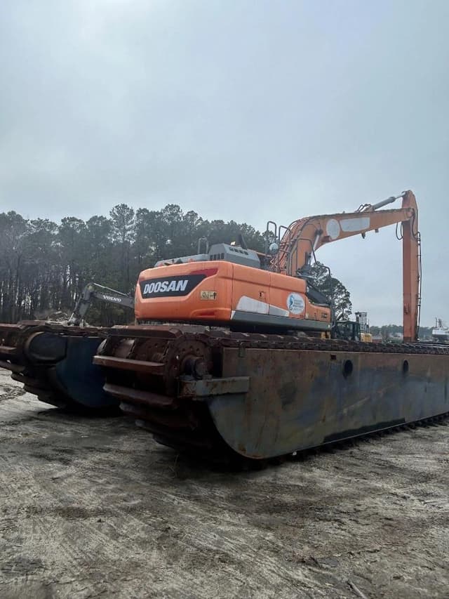 Image of  Doosan DX225LC-5 equipment image 4