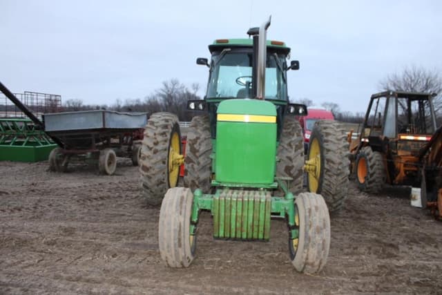 Image of John Deere 4630 equipment image 1