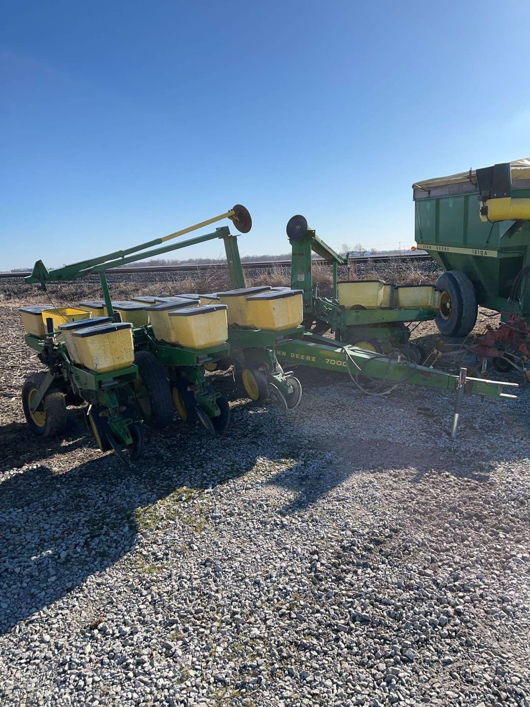 Image of John Deere 7000 Primary image