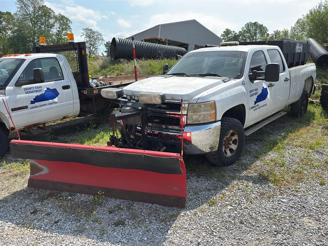 Image of Chevrolet 3500HD Primary image