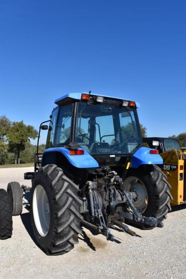 Image of New Holland TS100 equipment image 3