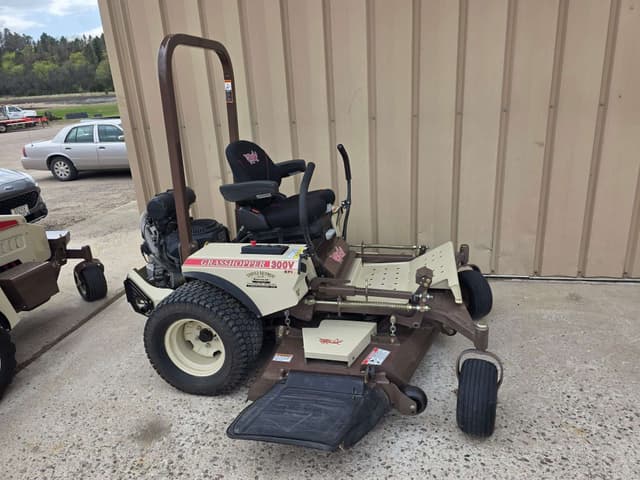 Image of Grasshopper 300V equipment image 1