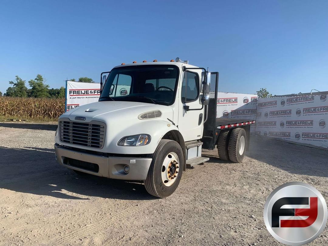 Image of Freightliner M2 Primary image