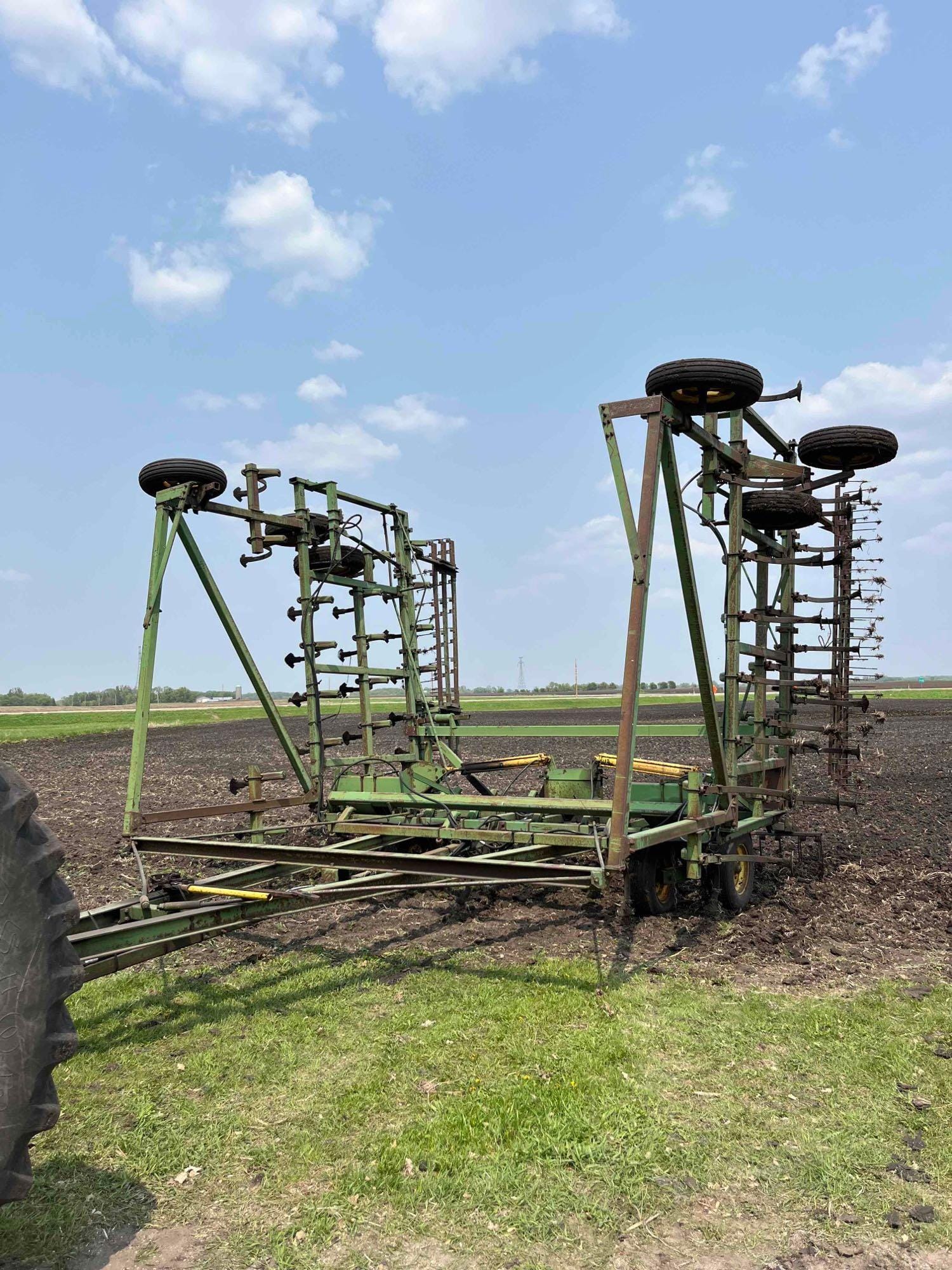 Main image John Deere 1050