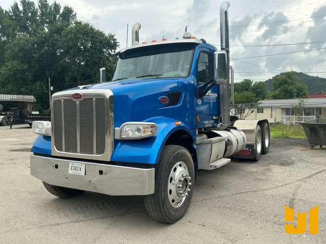 Image of Peterbilt 567 equipment image 2