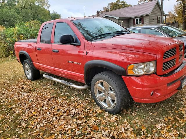 Image of Dodge Ram 1500 equipment image 2