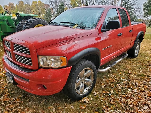 Image of Dodge Ram 1500 equipment image 1