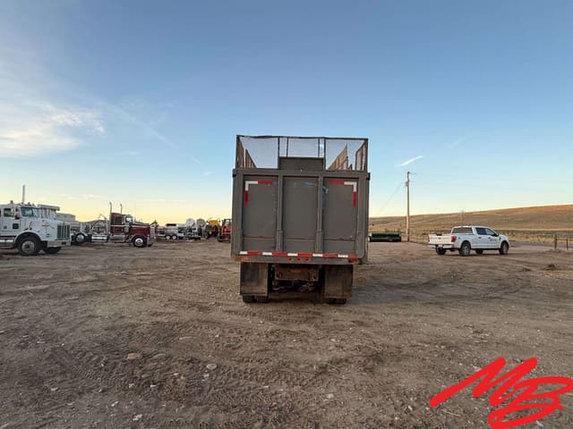 Image of Kenworth T800 equipment image 3