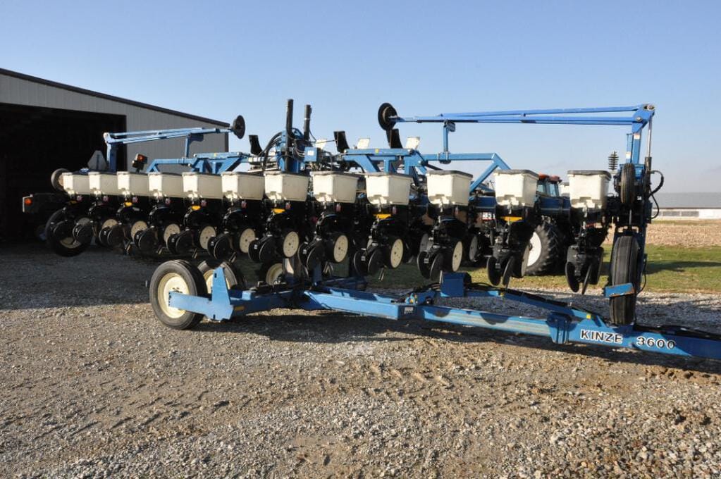Main image Kinze 3600