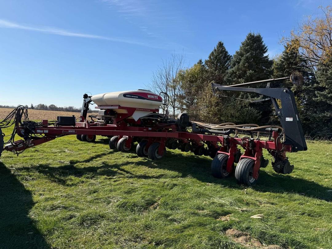 Image of White 8500 Primary image