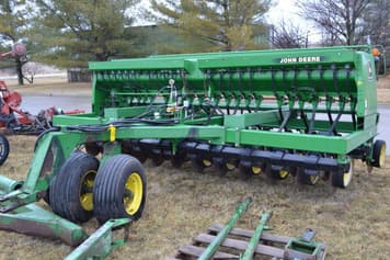 Main image John Deere 750